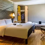 Ibis Hotel