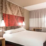 Ibis Hotel 3*