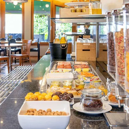 Отель Ibis 3*