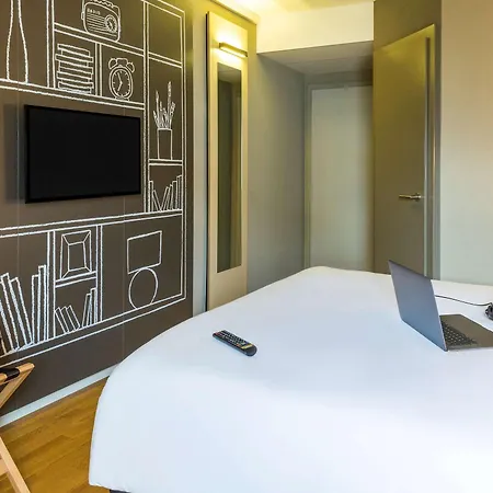 Ibis Отель Сион