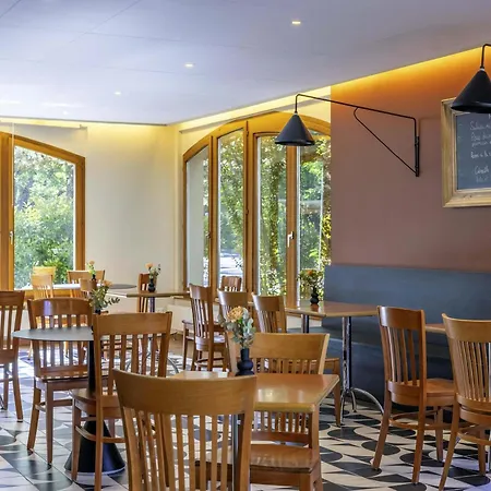 Ibis ホテル シオン