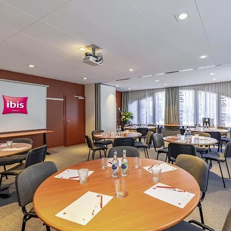 Ibis 3*