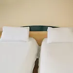 Ibis 3*